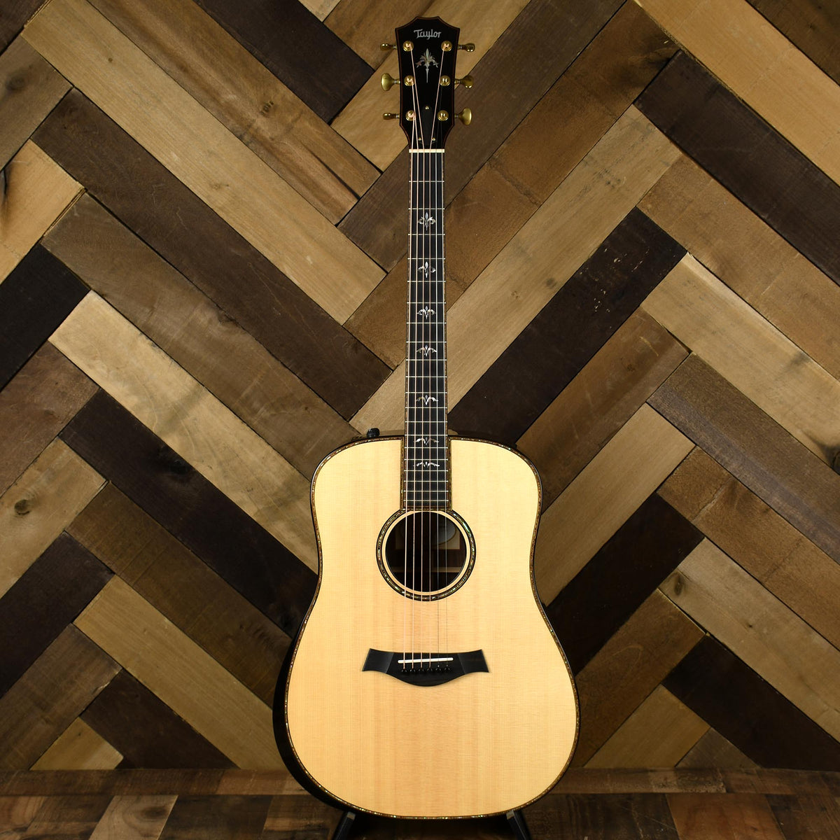 Taylor 910E With OHSC - Used