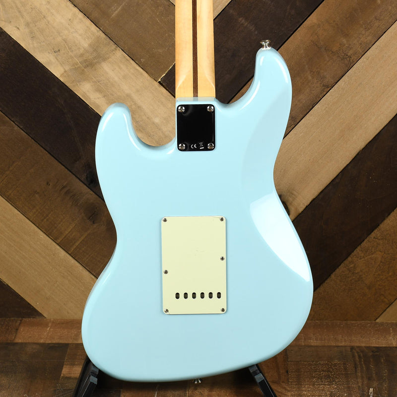 Fender Sixty-Six Daphne Blue With Original GB - Used