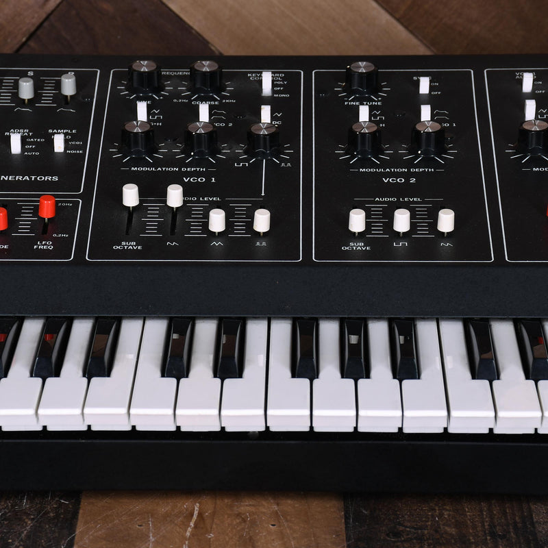 Octave Electronics 1970 Cat 1983 - Used