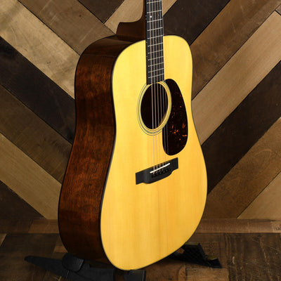 Martin 18 Style Custom Shop Dreadnought OHSC - Used