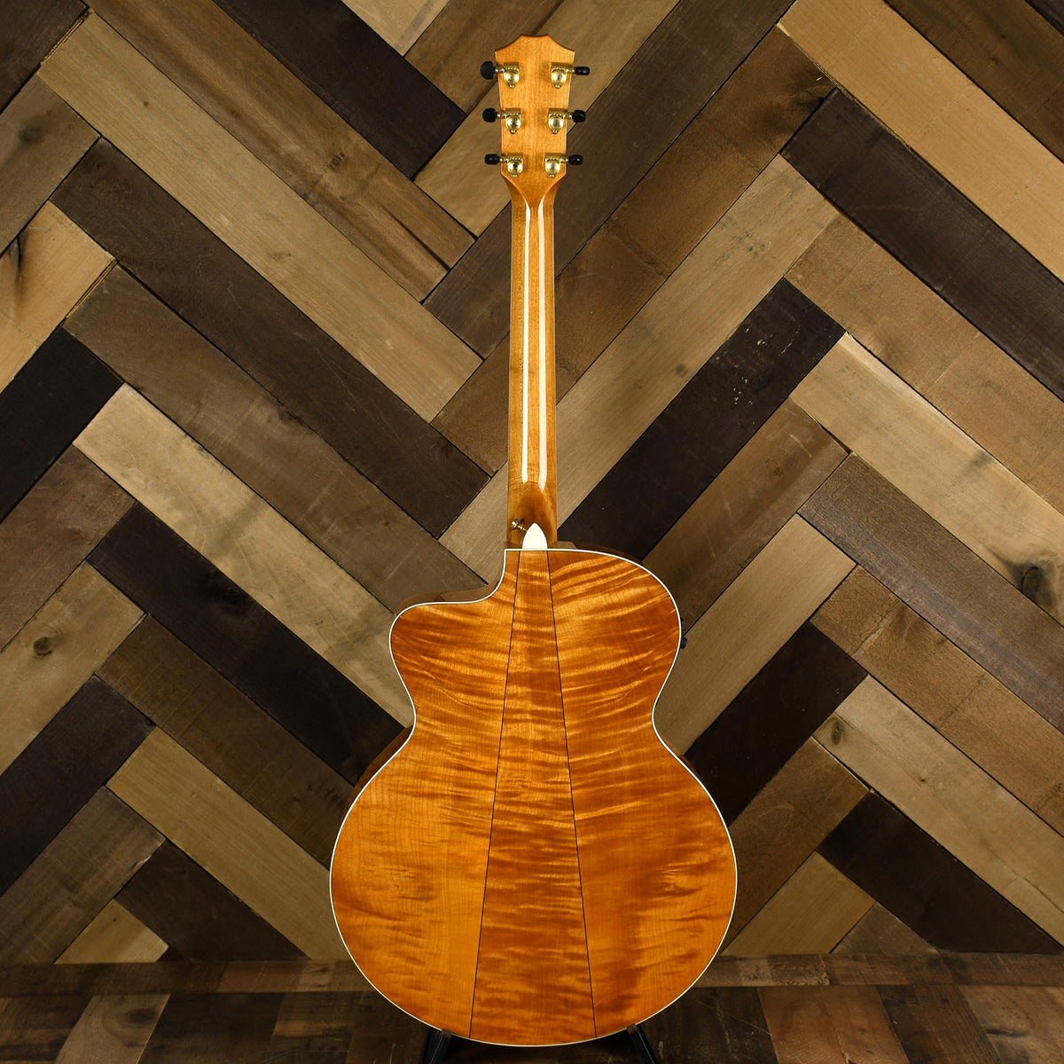 Taylor 615CE With OHSC - Used