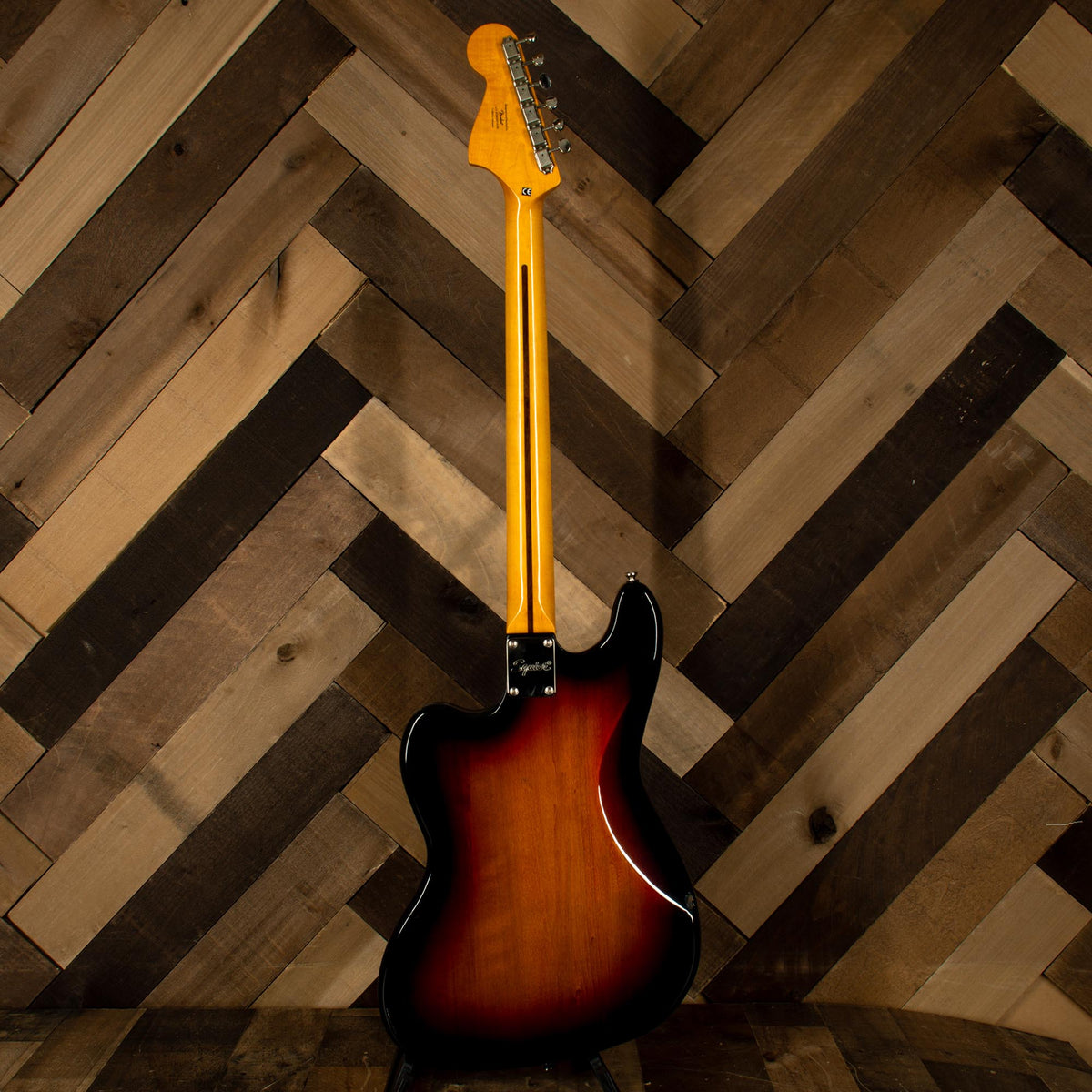 Squier 2020 Classic Vibe Bass VI 3 Color Sunburst - Used