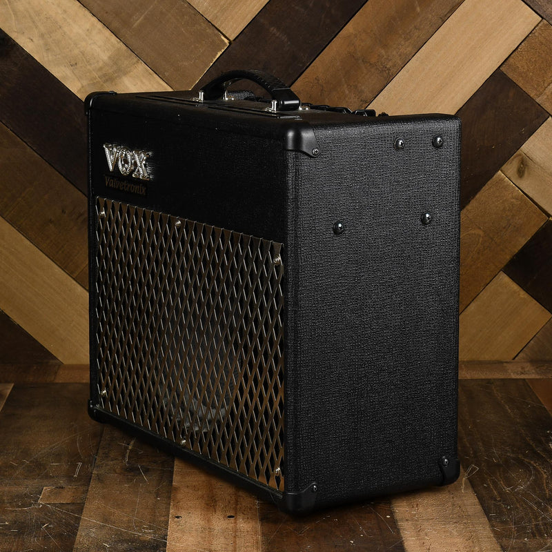 Vox AD30VT Valvetronix Combo Amp - Used
