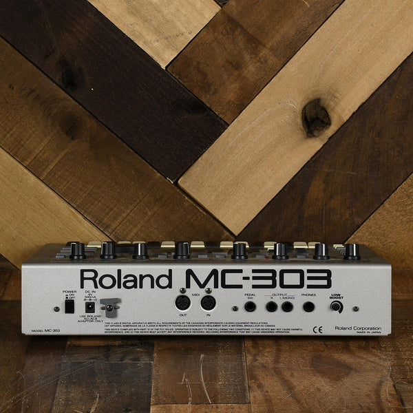 Roland MC303 Groovebox - Used