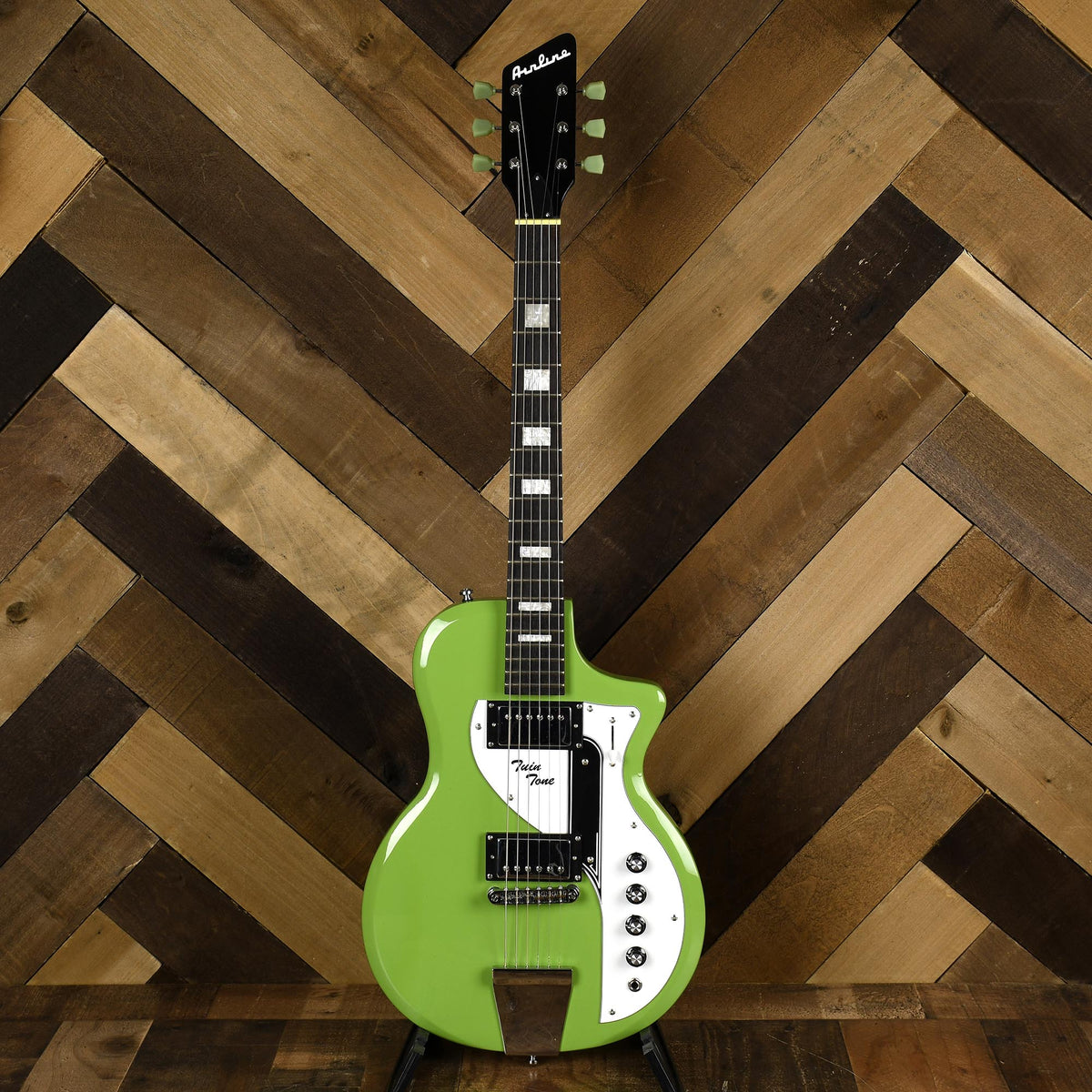 Eastwood Airline Twin Tone With OHSC - Used