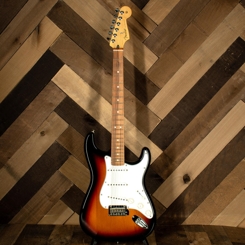 Fender 2020 Player Stratocaster 3 Tone Sunburst - Used