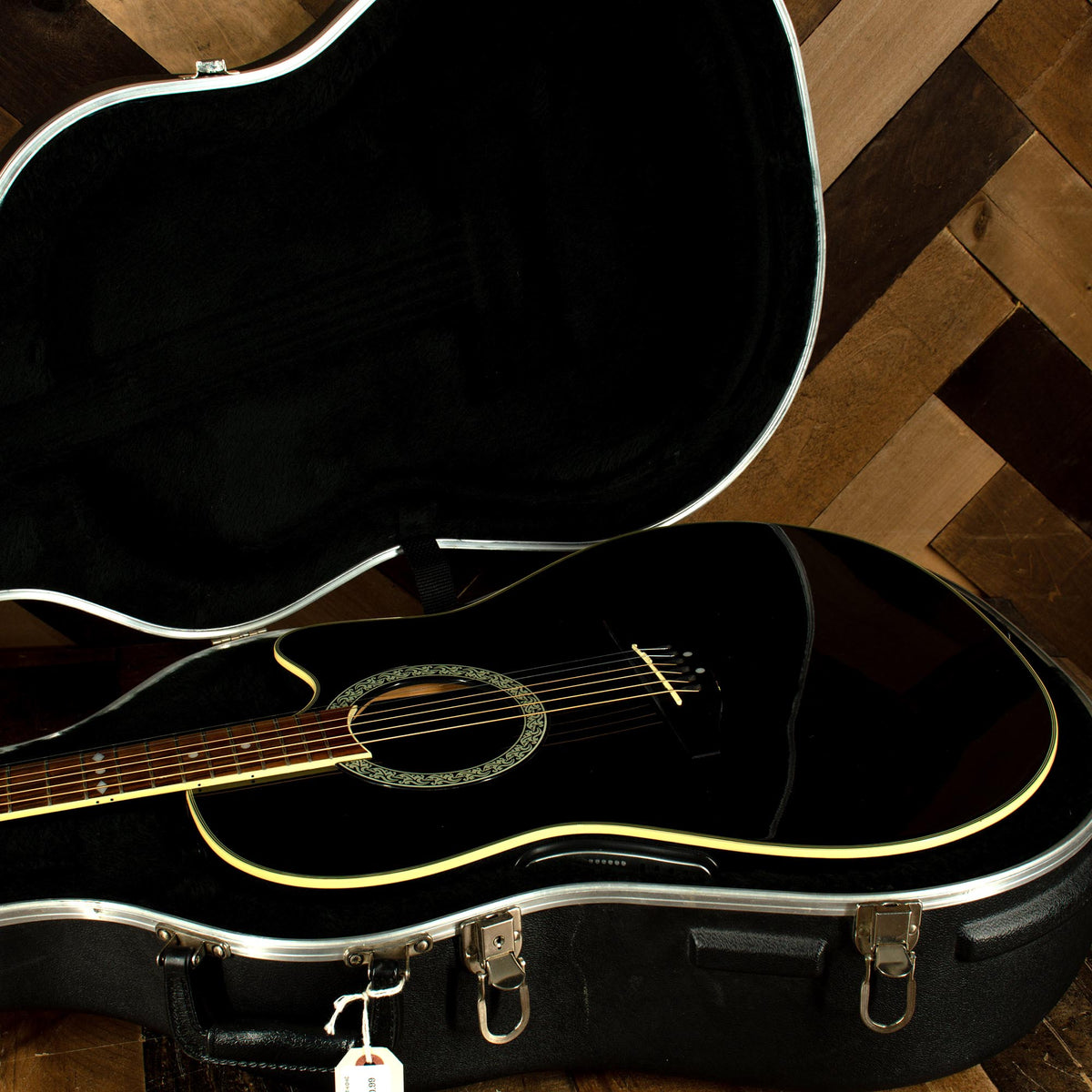 Ovation 2007 Celebrity Black With OHC - Used