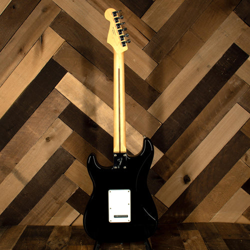 Fender 2020 Player Stratocaster Black With Hotrail And Gigbag - Used