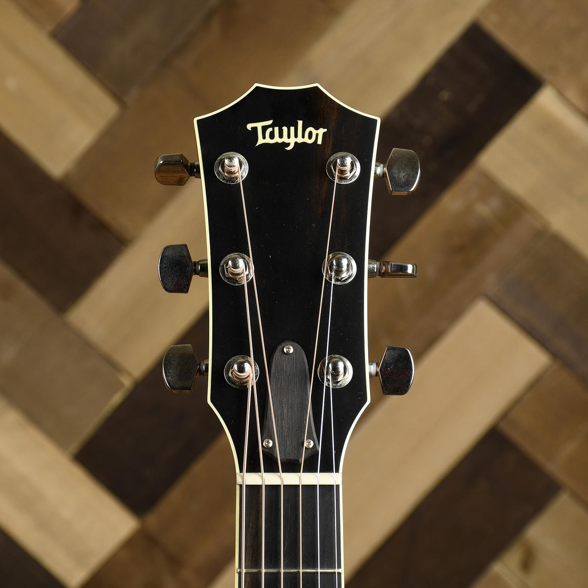 Taylor 2014 516CE Grand Symphony With OHSC - Used