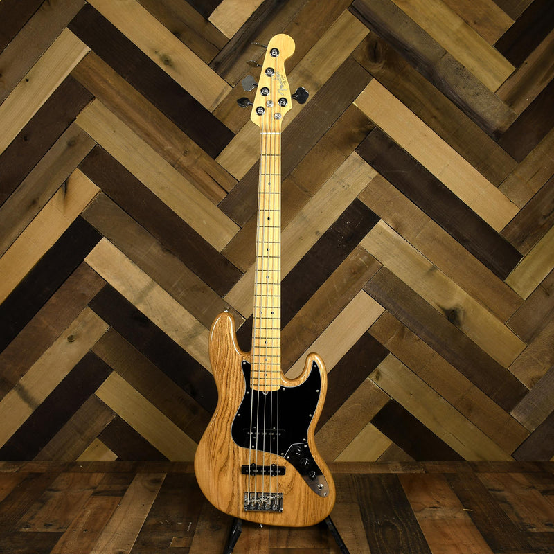 Fender American Pro Jazz Bass V, Maple Fingerboard, Natural - Used