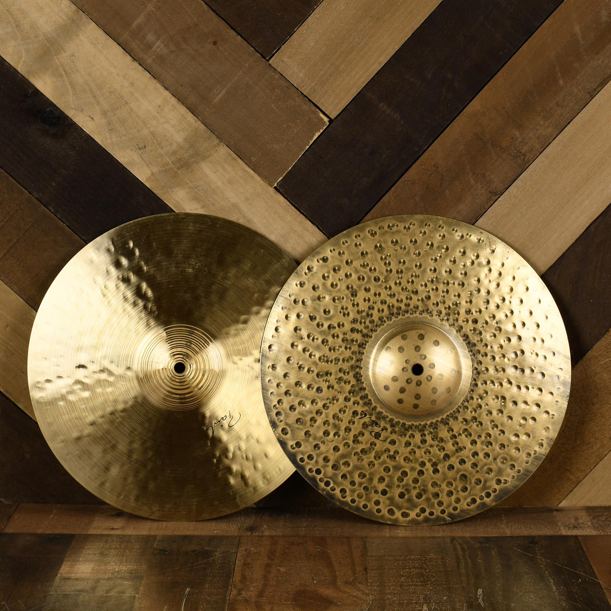 Paiste 14" Signature Traditionals Med-Light Hi Hats - Used