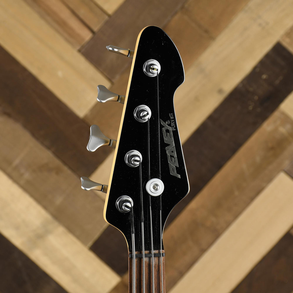 Peavey Fury IV Bass With OHSC - Used