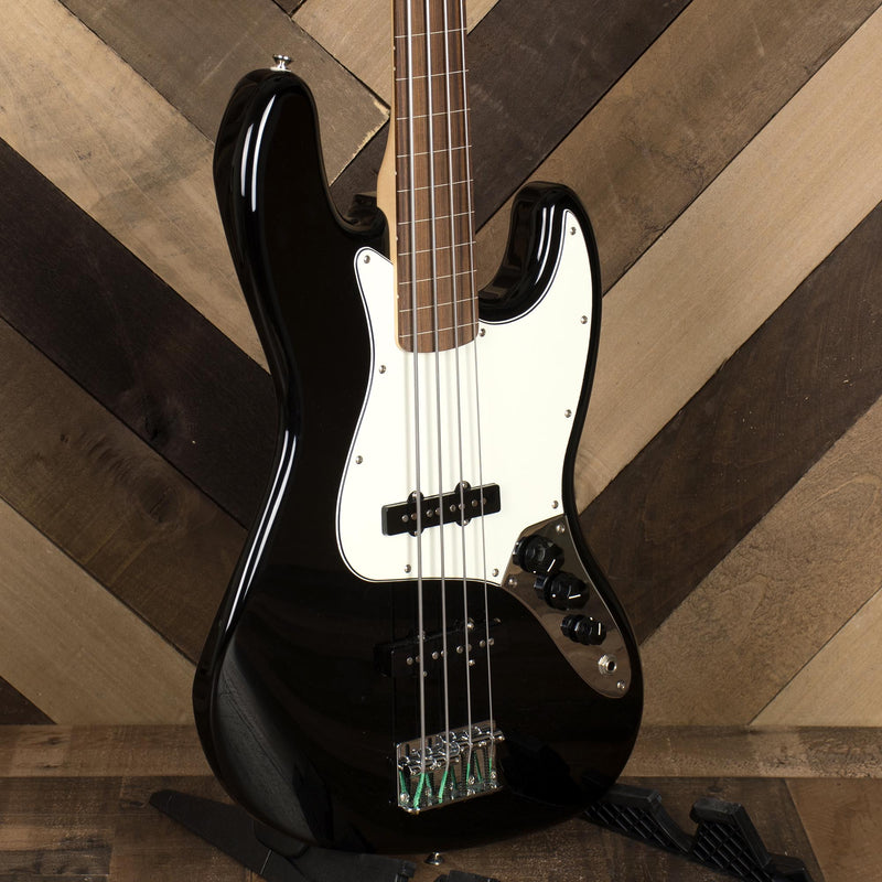 Fender 2017 Fretless Standard Jazz Bass - Black - Used