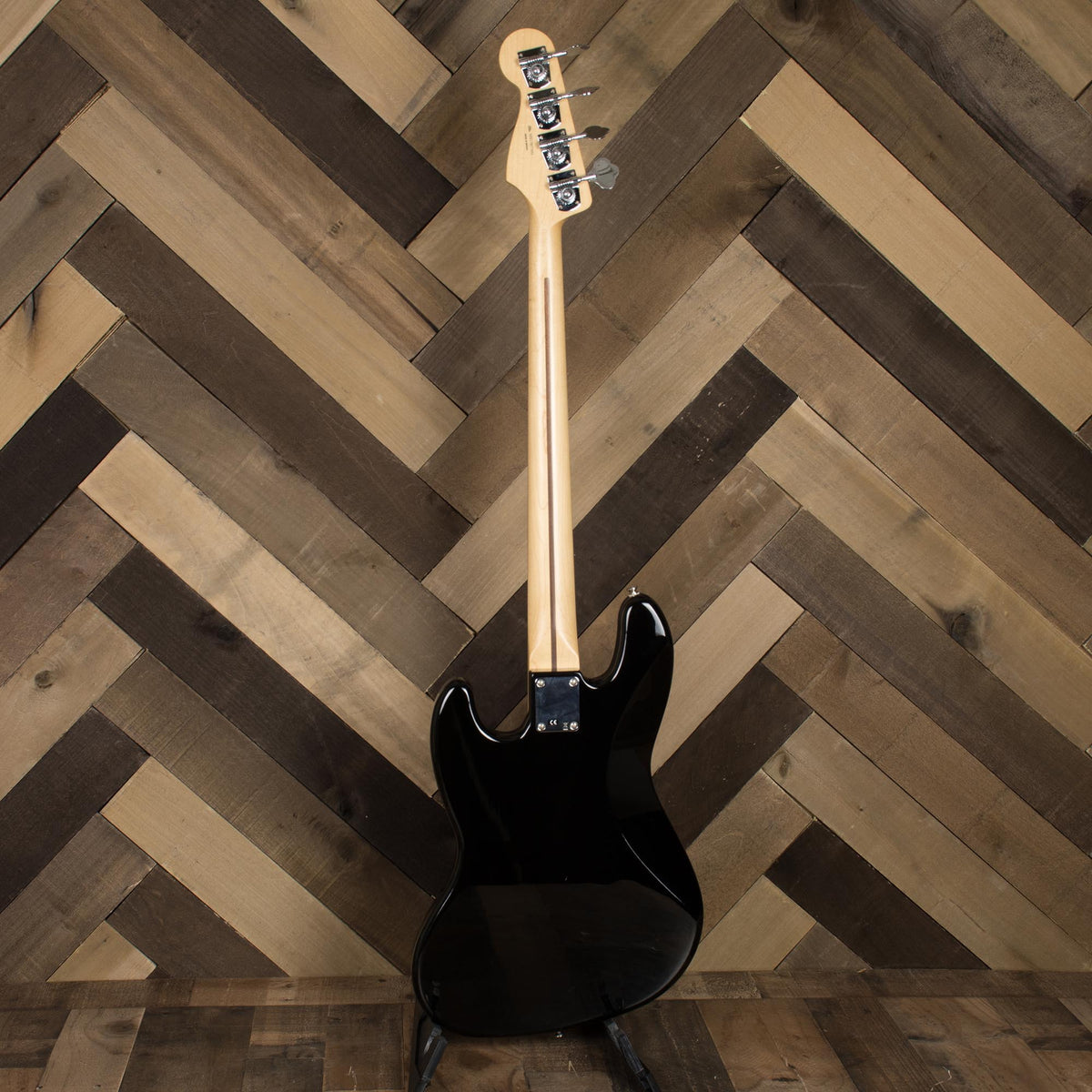 Fender 2017 Fretless Standard Jazz Bass - Black - Used