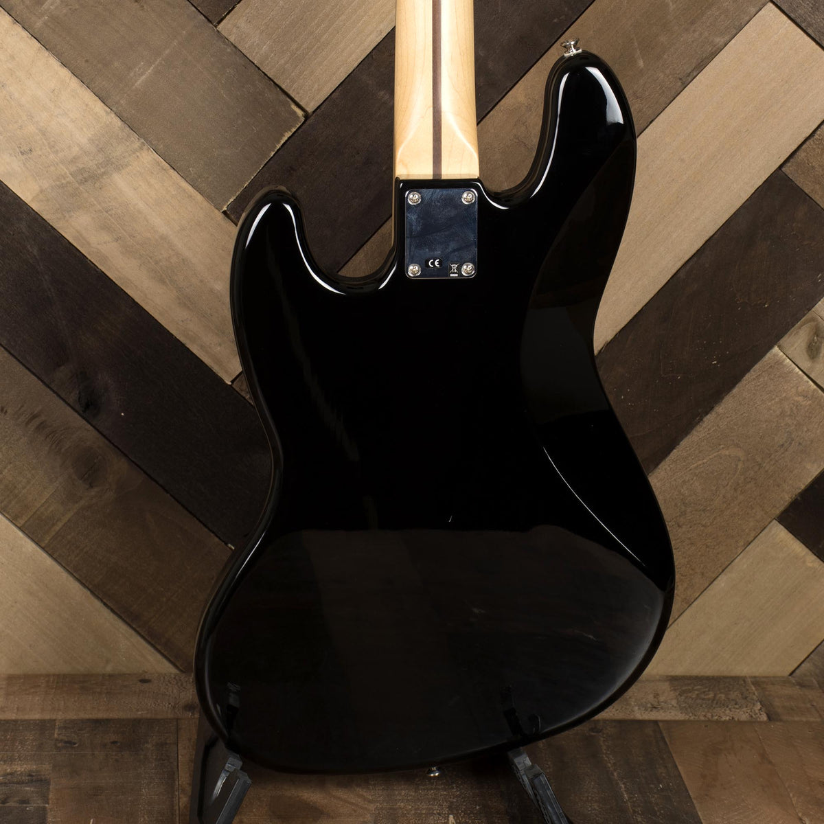 Fender 2017 Fretless Standard Jazz Bass - Black - Used