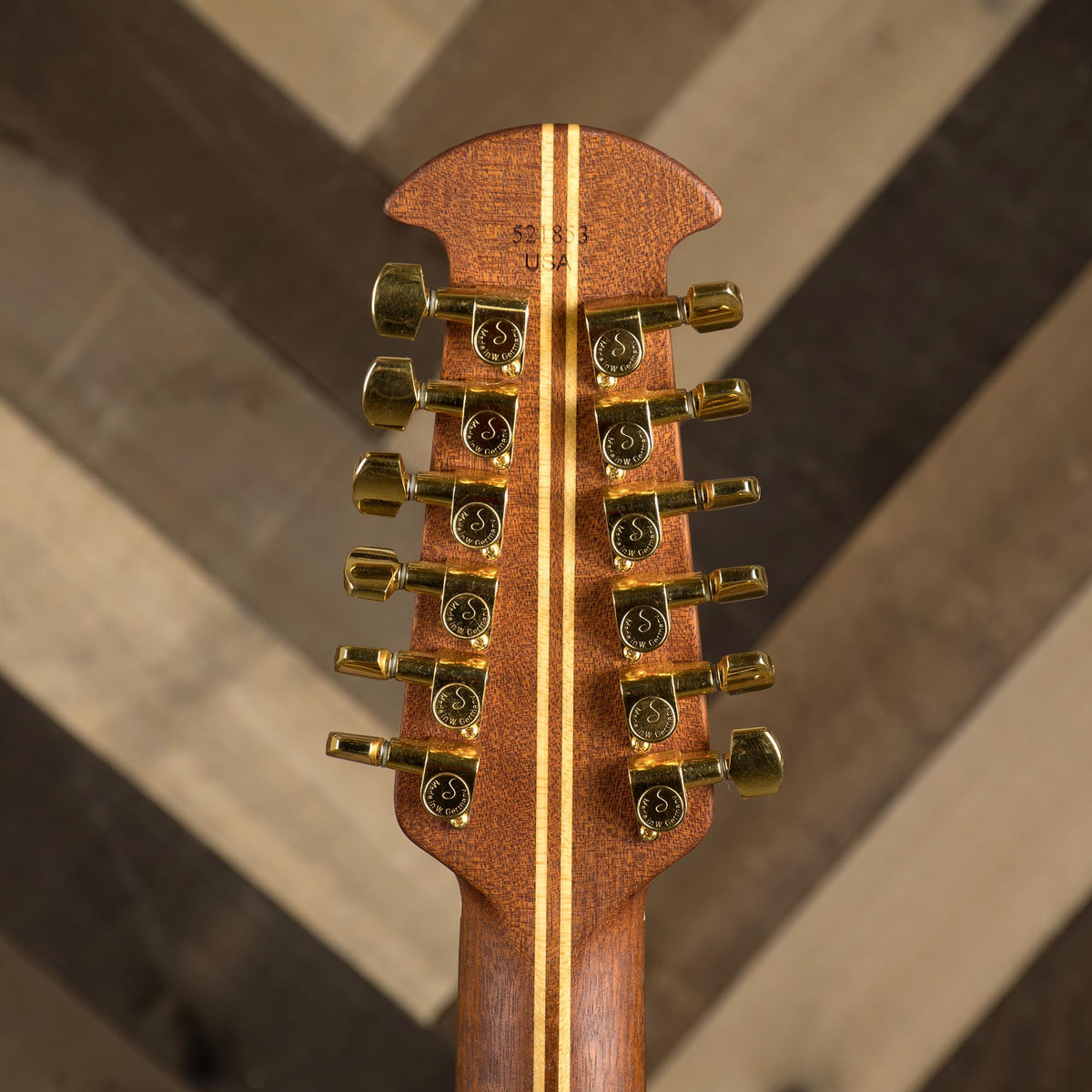 Ovation Elite Shallow 1858 With OHSC - New England Burst - Used