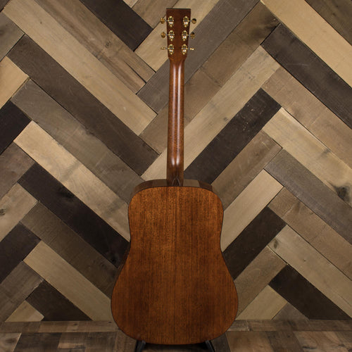 Martin D18 Modern Deluxe Natural With Case - Used