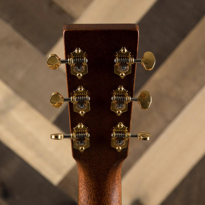 Martin D18 Modern Deluxe Natural With Case - Used