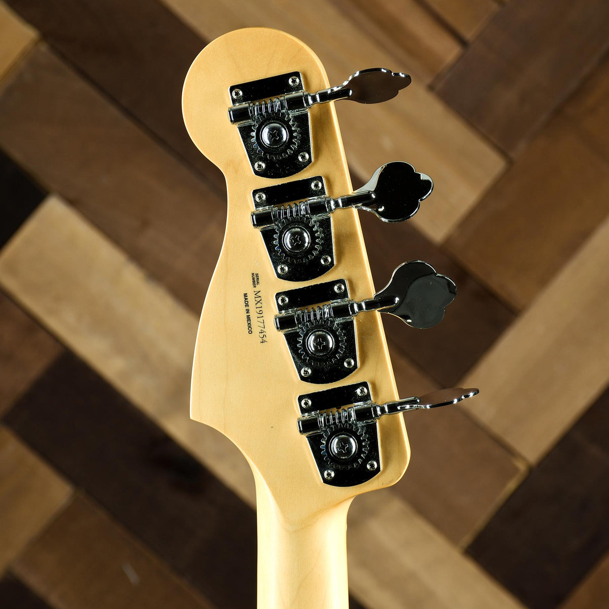 Fender Player Precision Bass, Maple Fingerboard, Polar White - Used