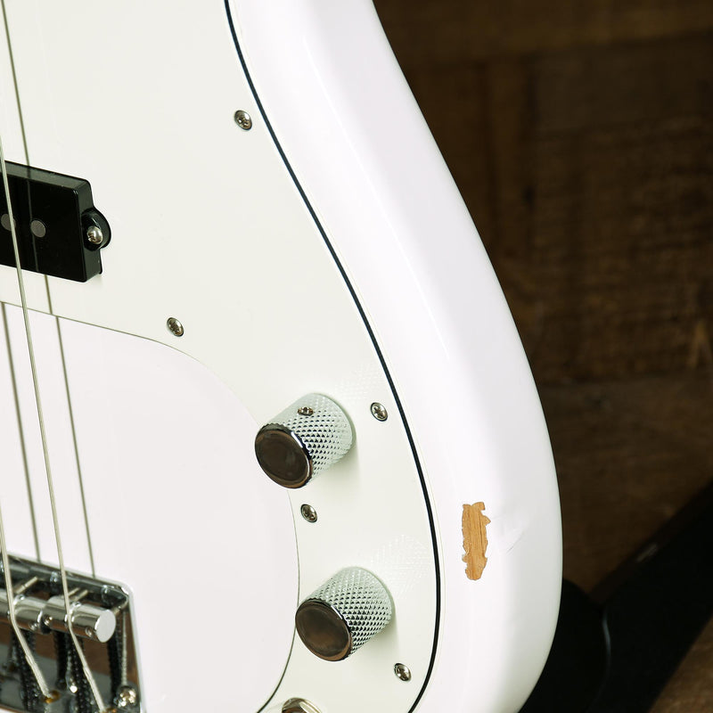 Fender Player Precision Bass, Maple Fingerboard, Polar White - Used
