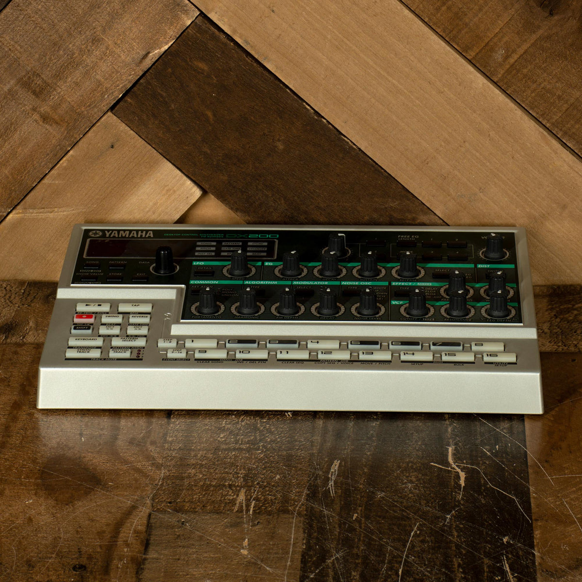 Yamaha DX200 FM Groovebox - Used