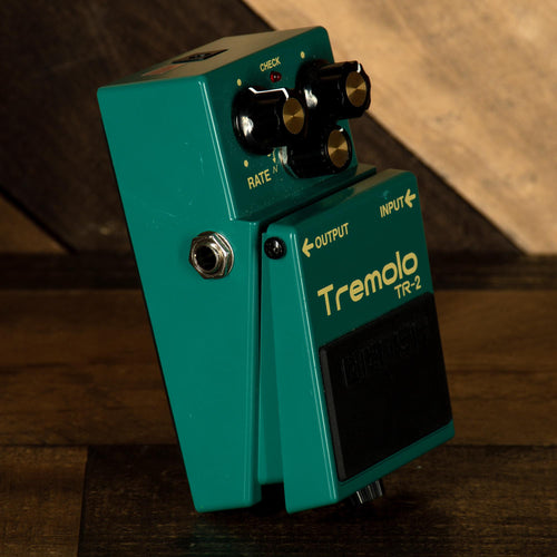 ギター BOSS TR2 tremolo Amazon.com: BOSS TR-2 Tremolo Guitar Pedal : Musical Instruments