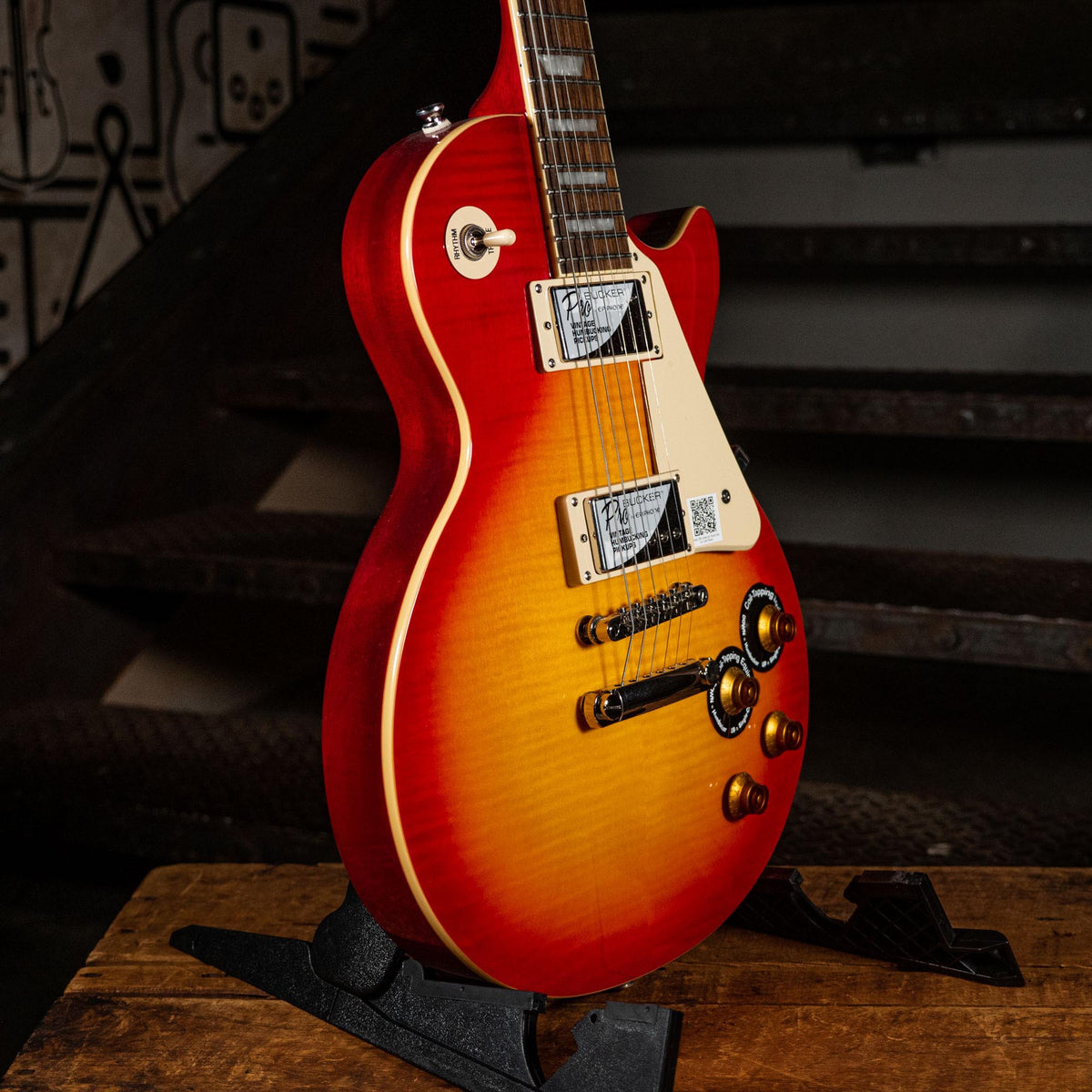 Epiphone Les Paul Standard Plus-Top Pro, Heritage Sunburst - Used