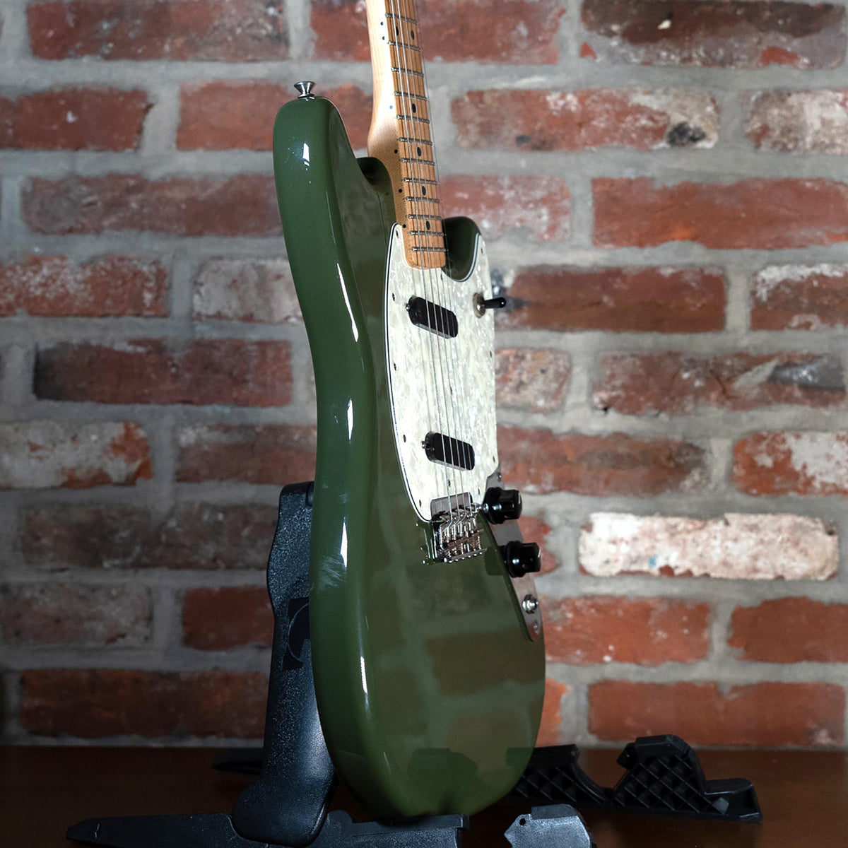 Fender 2016 Mustang Olive Green With Bag - Used