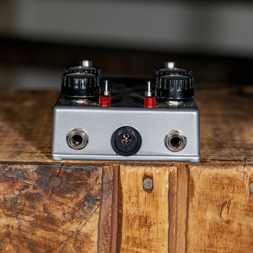 Caroline Parabola Solid State Tremolo - Used