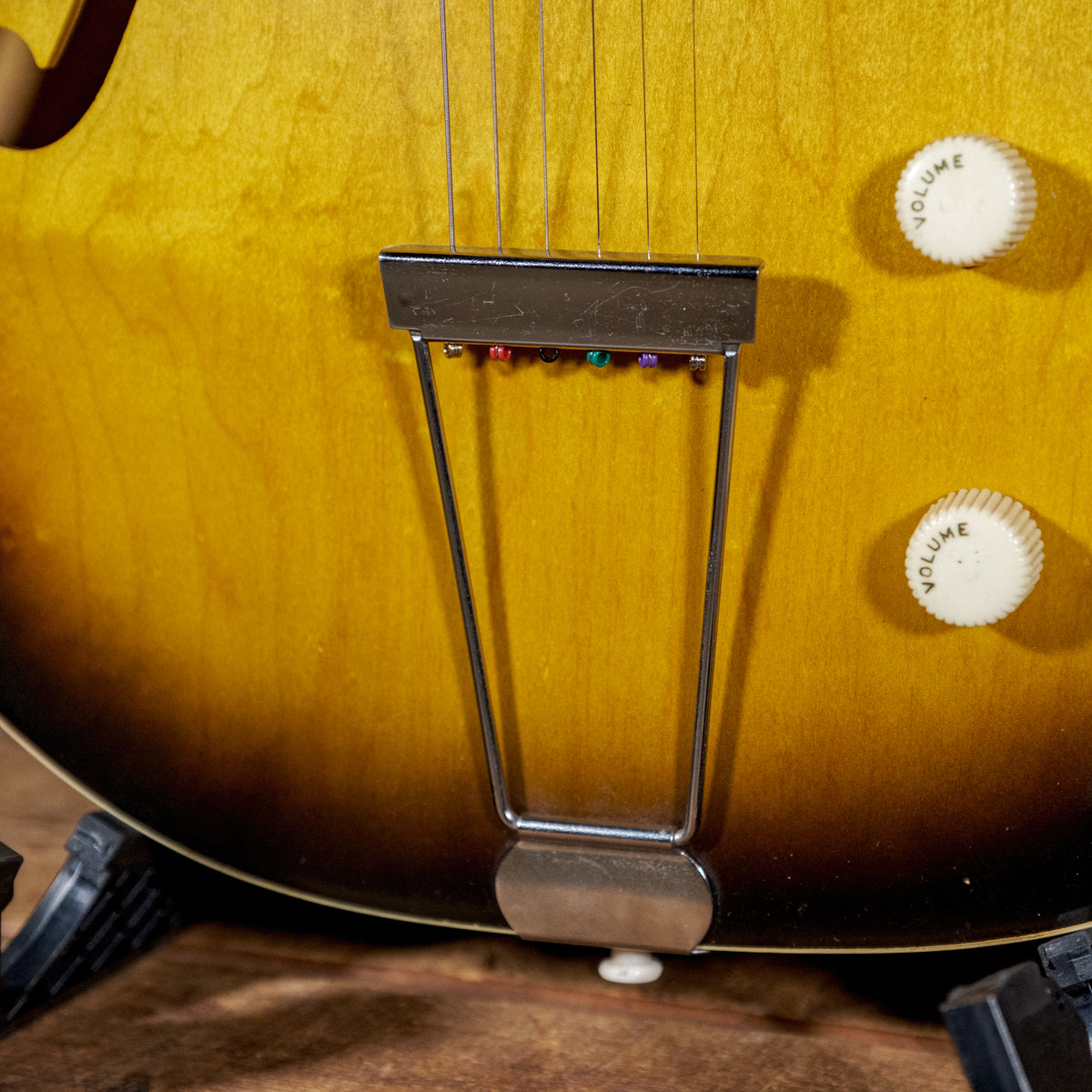 Harmony 1960 Rocket Sunburst With Hard Case - Used
