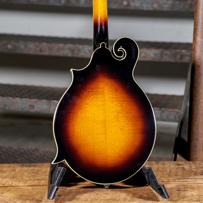 The Loar LM 520VS 3 Tone Sunburst With Hard Case - Used