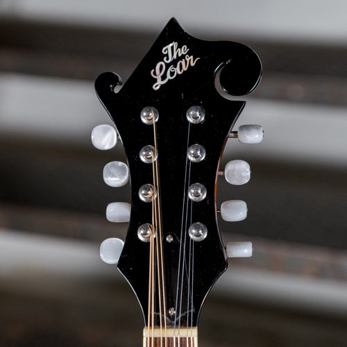 The Loar LM 520VS 3 Tone Sunburst With Hard Case - Used