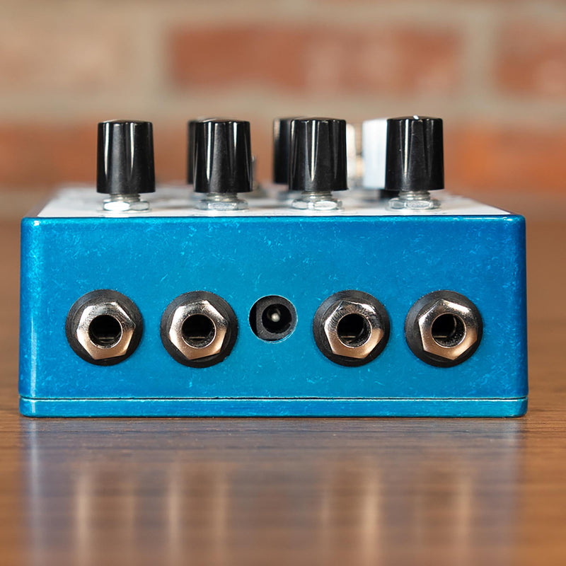 Earthquaker Avalanche Run V2 Stereo Delay Reverb - Used