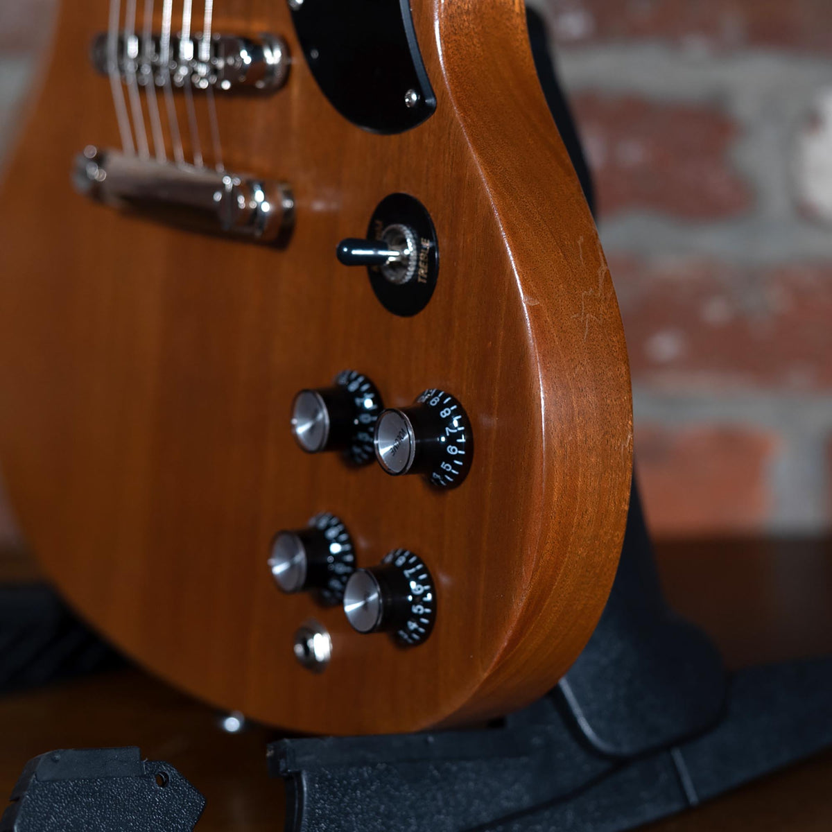 Gibson 2018 SG Special Walnut With Gig Bag - Used