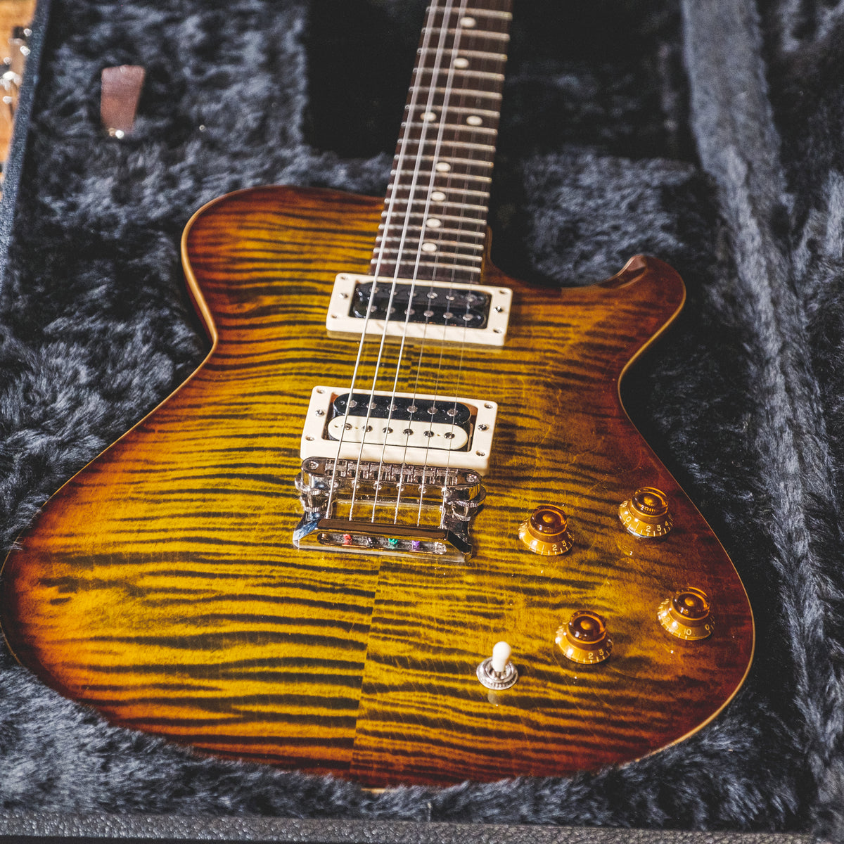 Knaggs 2017 Kenai T3 Sunflower With OHSC - Used