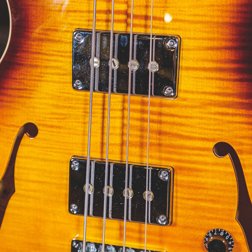 Warwick 2016 Star Bass 3 Tone Sunburst With OGB - Used