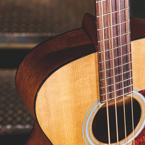 Martin 2001 B-1 Natural With OHSC - Used