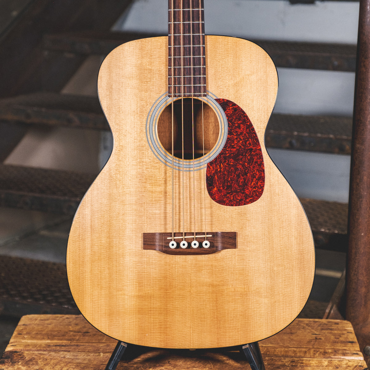 Martin 2001 B-1 Natural With OHSC - Used