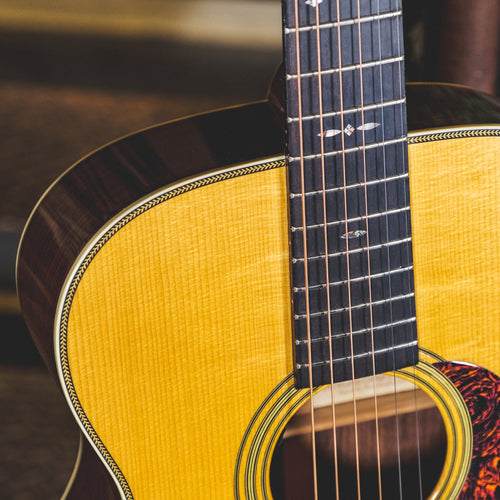 Martin 2003 000-28 Norman Blake With OHSC - Used