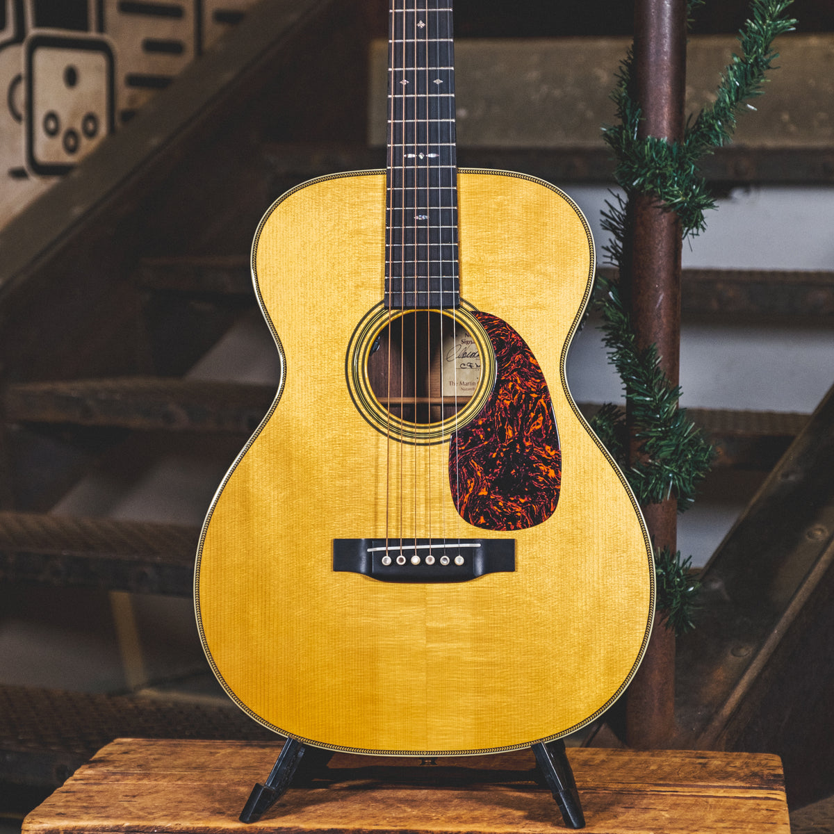 Martin 2003 000-28 Norman Blake With OHSC - Used