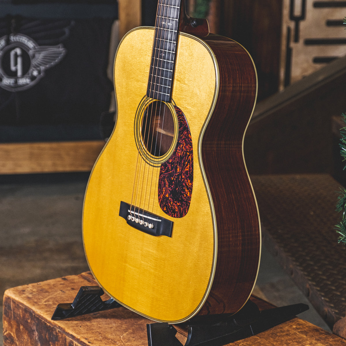 Martin 2003 000-28 Norman Blake With OHSC - Used