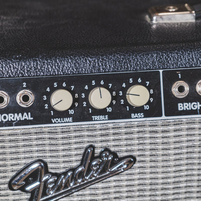 Fender 2010 Custom Vibrolux Reverb - Used