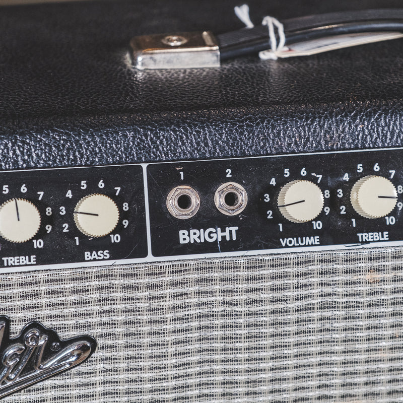 Fender 2010 Custom Vibrolux Reverb - Used