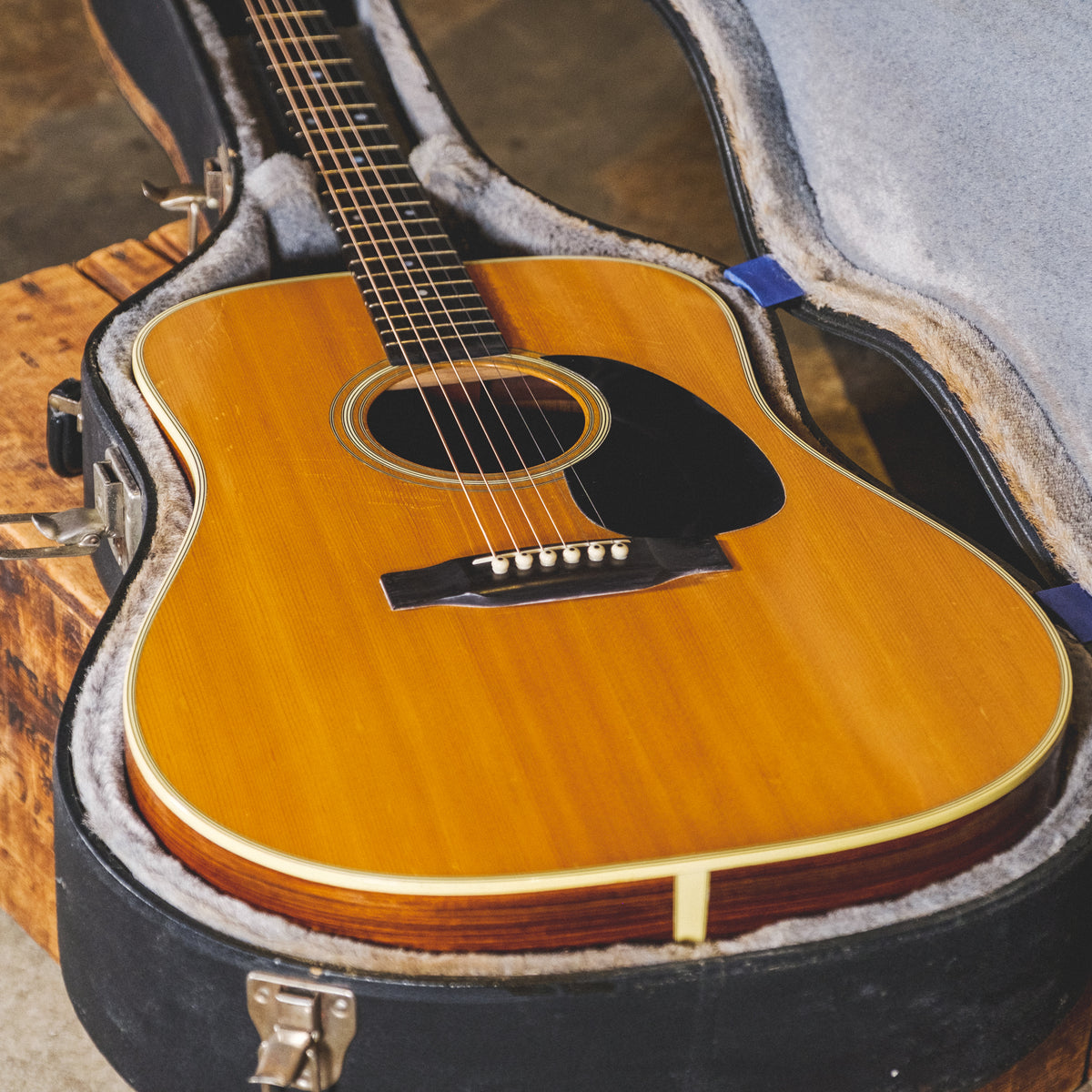 Martin 1971 D-28 Natural With OHSC - Used
