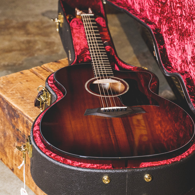 Taylor 224ce Koa Deluxe With OHSC - Used