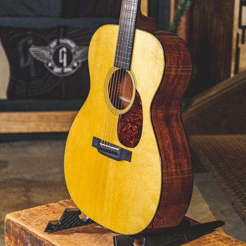 Martin 2021 Custom Shop OM Sinker Mahogany VTS Adironack Spruce Top With OHSC - Used