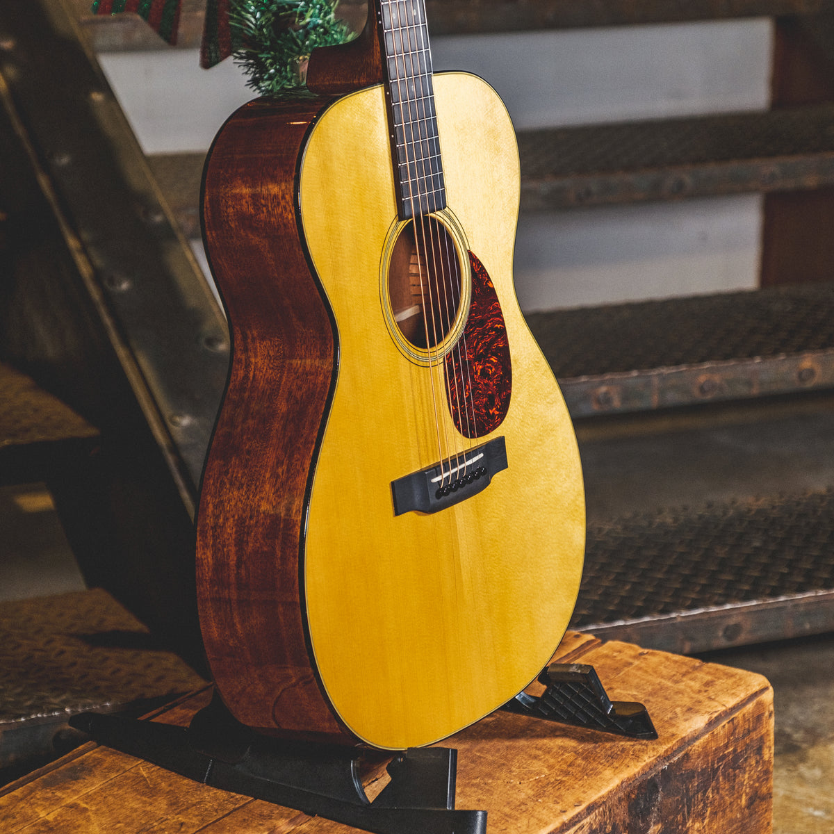 Martin 2021 Custom Shop OM Sinker Mahogany VTS Adironack Spruce Top With OHSC - Used