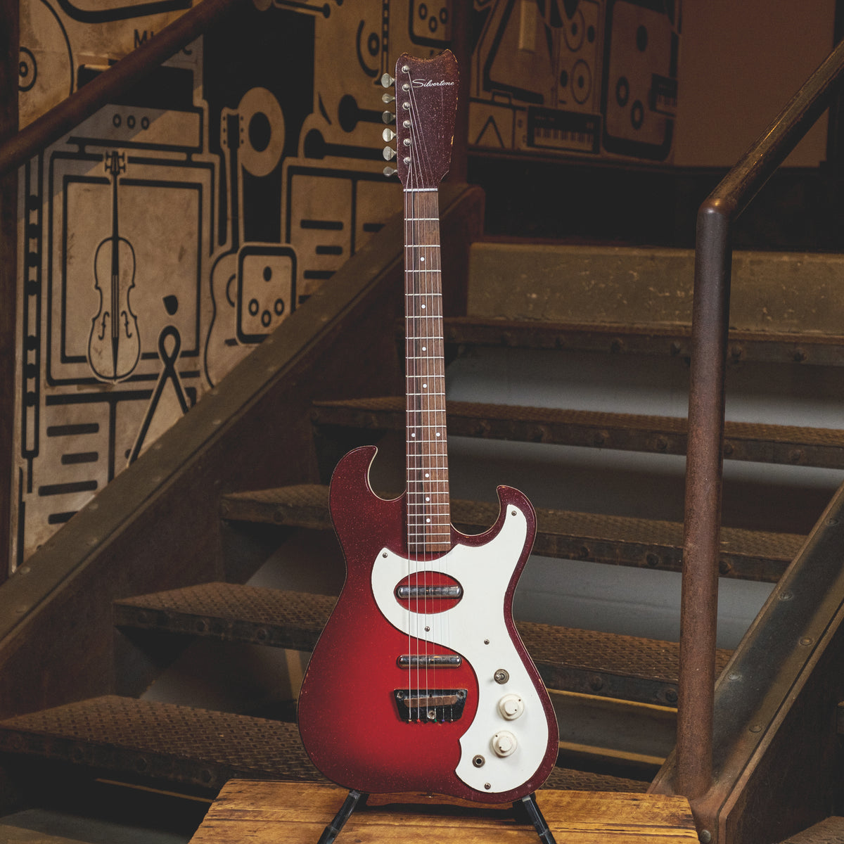Silvertone Model 1457 Guitar w/ Original Amp in Case, Mid-1960s  - Used