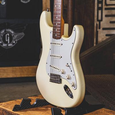 Fender 2012 American Vintage '62 Stratocaster, Olympic White With HSC - Used