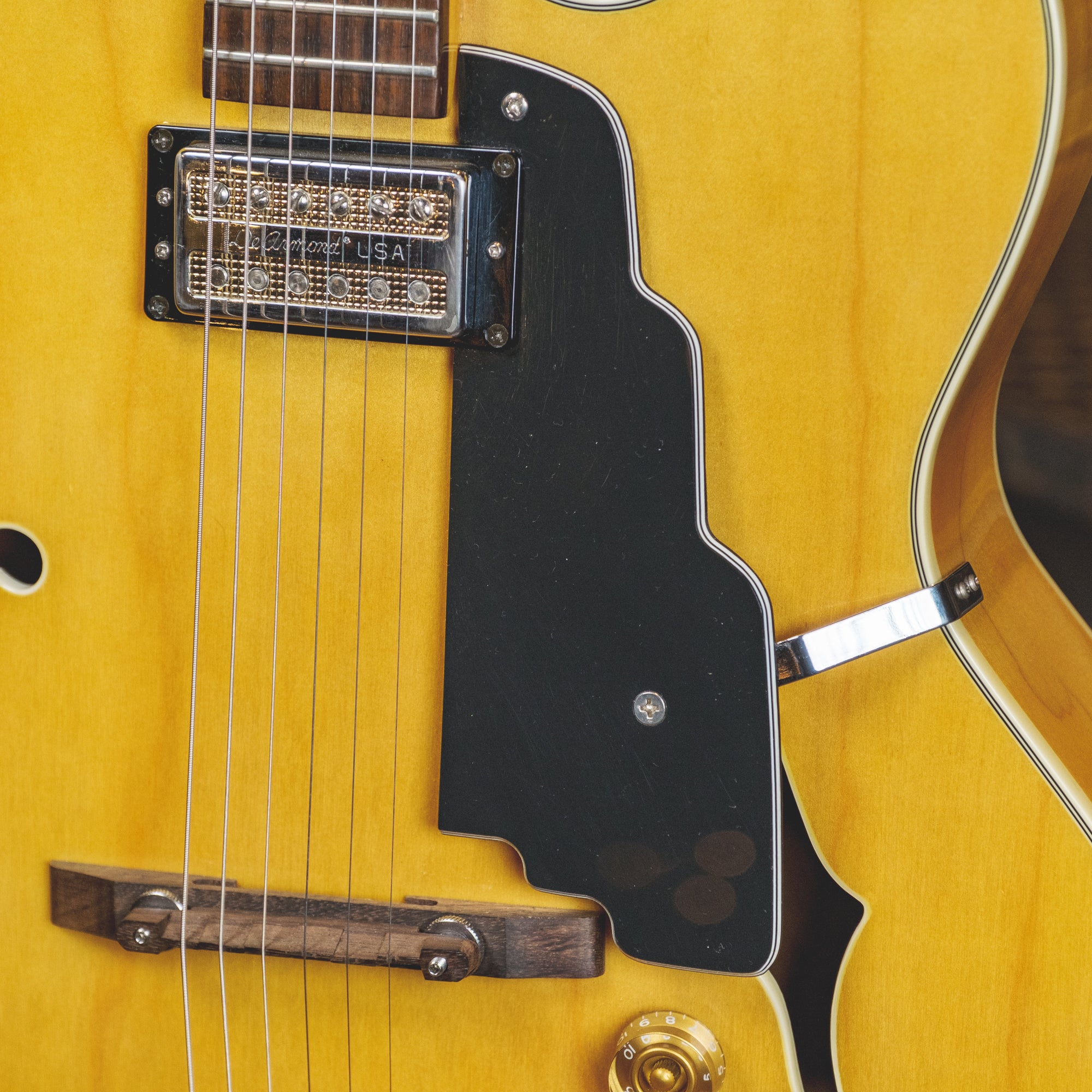 Dearmond By Guild 1990 X135 Natural With Hard Case - Used – Russo